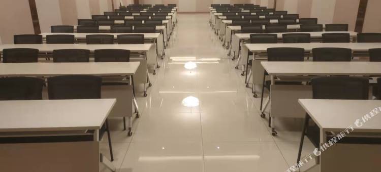 喆啡酒店(青岛红岛高铁站会展中心店)图片