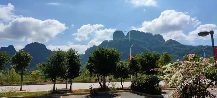 花美时民宿(连城冠豸山景区店)图片