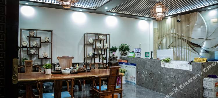 澜沧丽都酒店(拉祜广场店)图片