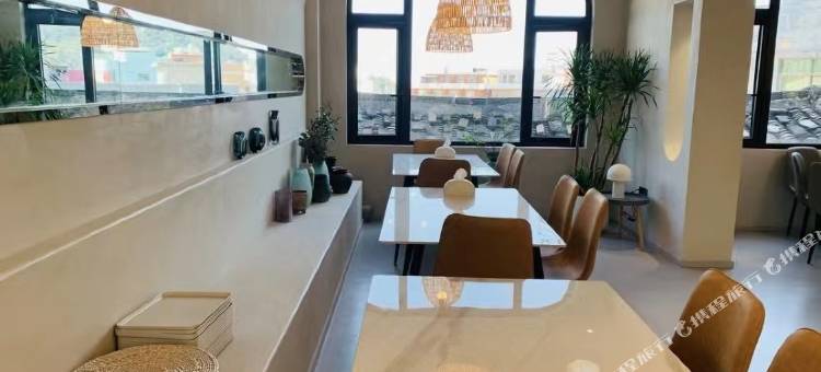 苍南半书房·在山腰民宿图片