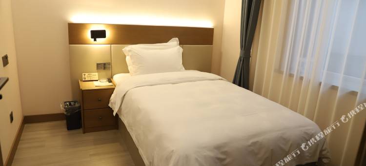 吉林一家商务宾馆(珲春街夜市北山公园店)图片