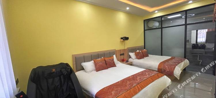 云鼎宾馆(塔河站店)图片