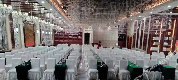 吐鲁番葡晶国际酒店图片