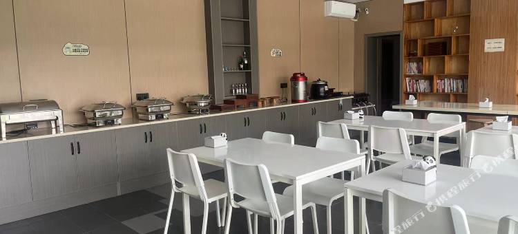 成都柏图悦酒店(万达广场净居寺地铁站店)图片