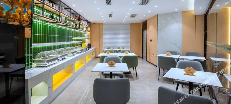 格林豪泰智选酒店(民族特色美食街国际会展中心店)图片