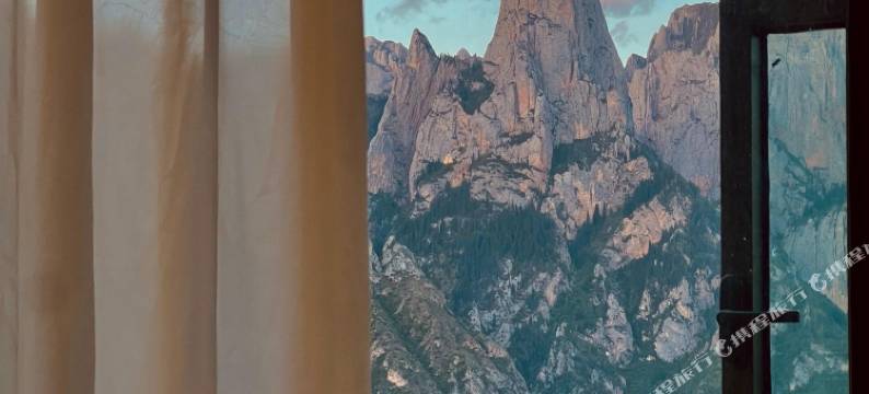 山望·Holiday｜银河日出观景美宿(扎尕那景区达日观景台店)图片