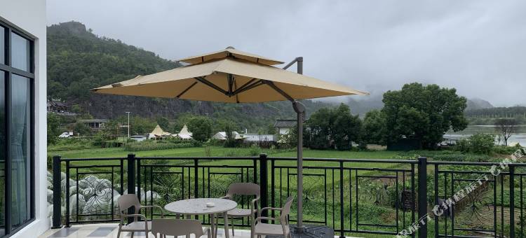 楠溪江那山那湖网球主题酒店图片