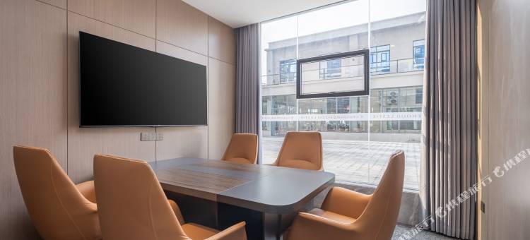 澜庭酒店(东方高铁站万达广场店)图片