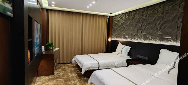 杂多振兴大酒店图片