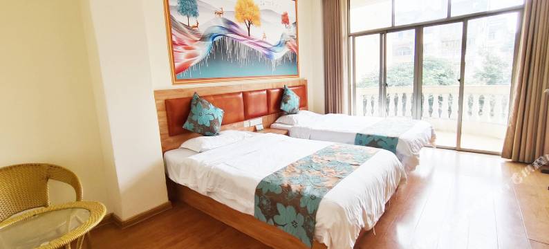 井泉商务酒店(西湾夜市广场店)图片