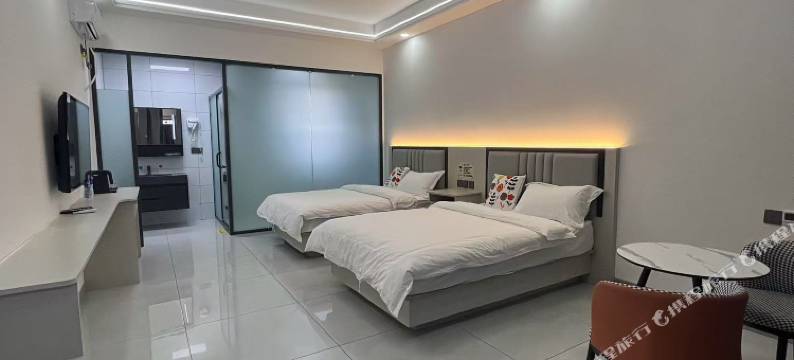 布尔津月见居民宿(冲乎尔镇店)图片