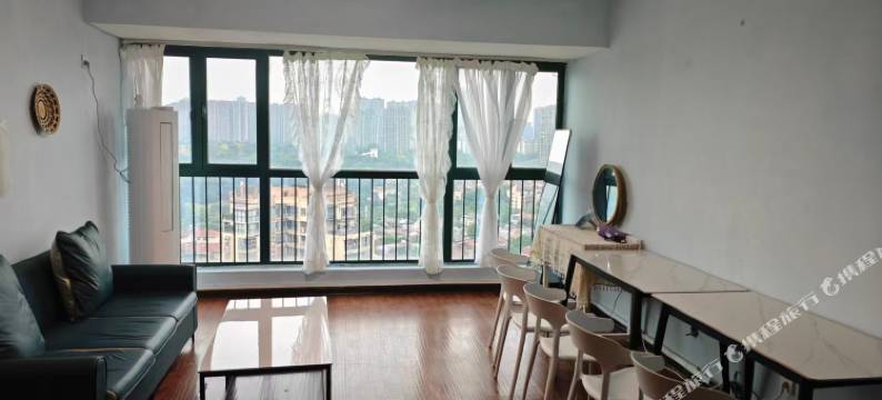 逐风青年旅社(东盟商务区地铁店)图片