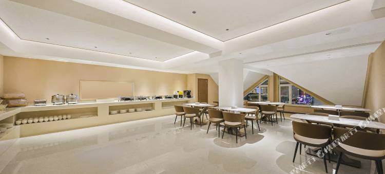 艾扉酒店(松江河镇长白山西高铁站店)图片