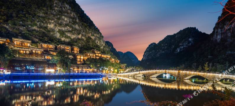 峰林吊脚楼民宿图片