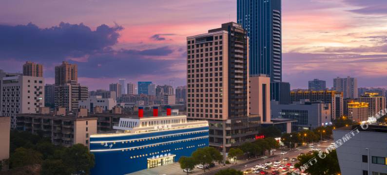 麗帆酒店(长沙火车站锦泰广场地铁站店)图片