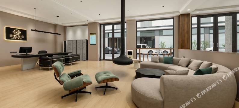 云怡自在酒店(美兰国际机场店)图片