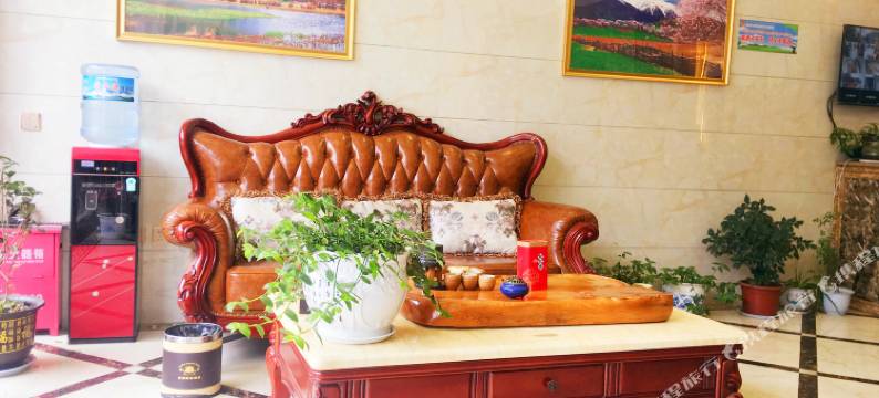 波密渝悦精品酒店图片