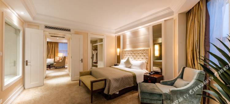 武汉汉口火车站东方建国大酒店图片