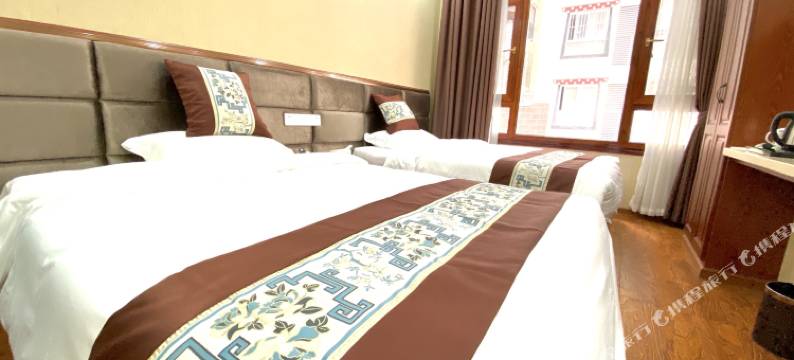 丹巴藏香韵商务酒店图片