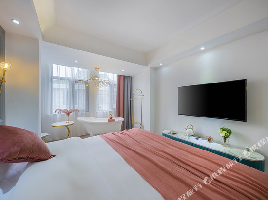 花筑·无锡伊侬美宿(荟聚中心店)