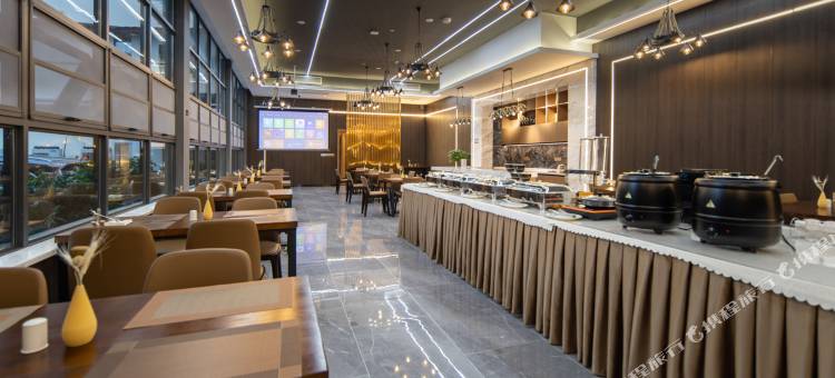 白玉兰酒店(绵阳七星楼高铁站店)图片