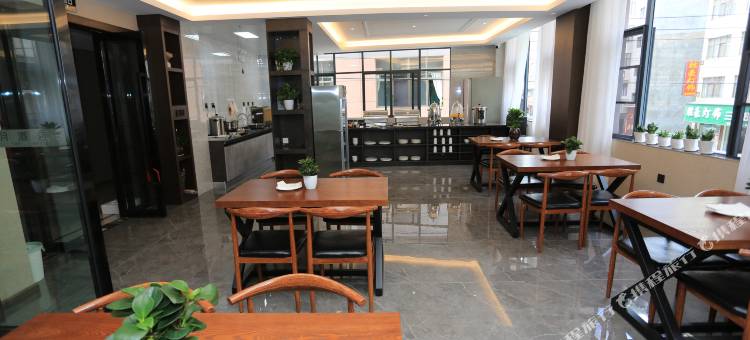 武定泊月酒店图片