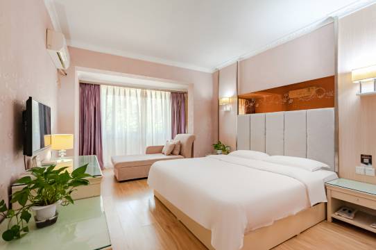 达沃思公园庭院酒店(绵阳人民公园火车站店)