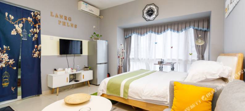 十二微邸商务公寓(深圳京基100店)图片