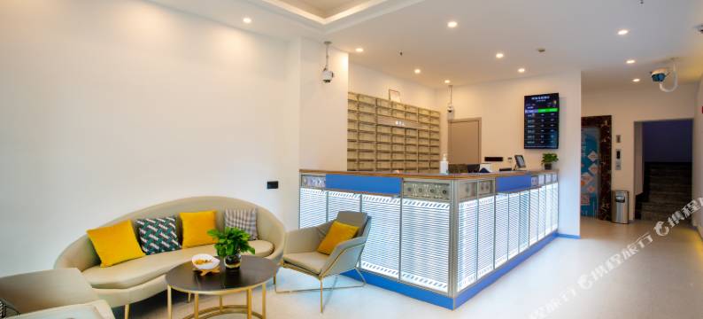 南逸电竞酒店(上海奉贤南桥店)图片