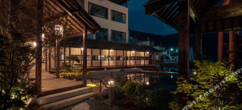 大理·隐里︱半山日落海景国风庭院(洱海文笔村店)图片