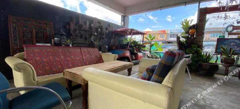 OYO Home 90322 Yons' Homestay图片