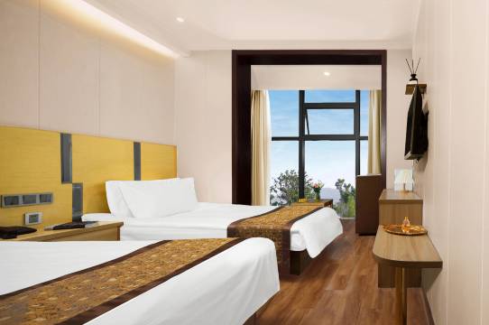 兴平中意商务酒店