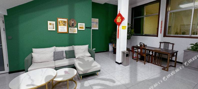 华山时雨观山酒店(华山北站店)图片