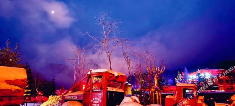 镜泊湖瀑布山庄图片