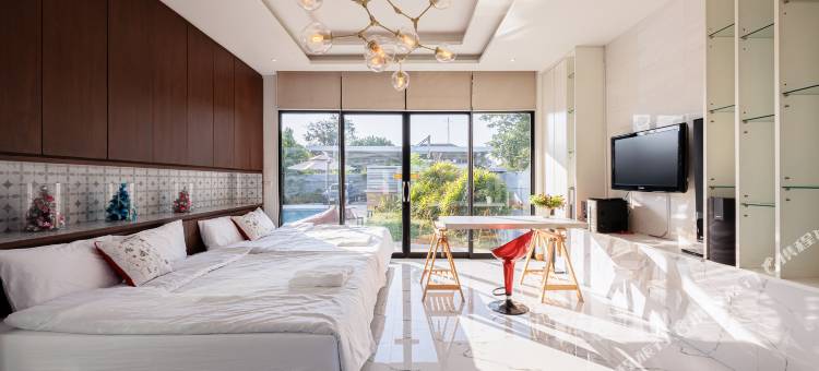 曼谷市区700平豪华高端泳池别墅(Luxury five-room pool villa)图片