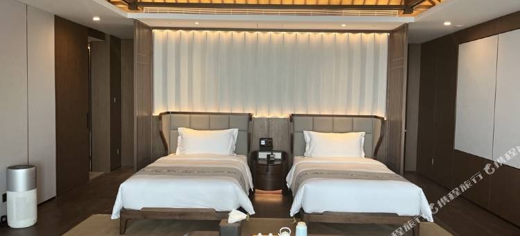 老君山吾千言图片