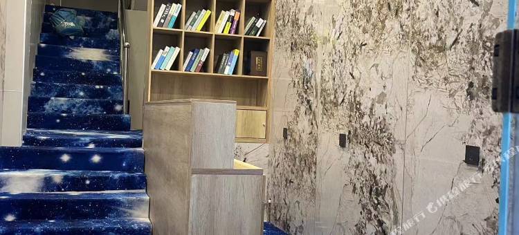 西安星辰电竞酒店(西安文理学院甘家寨地铁站店)图片