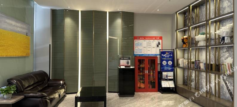 泊岸酒店(赣州江南宋城步步高新天地店)图片