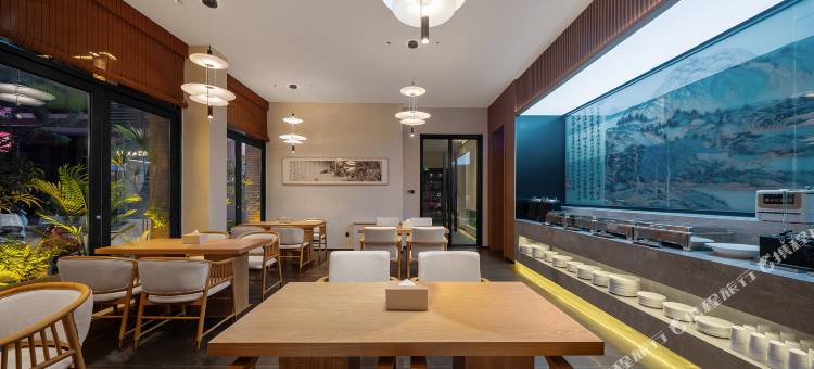 仟那美宿酒店(栾川老君山店)图片