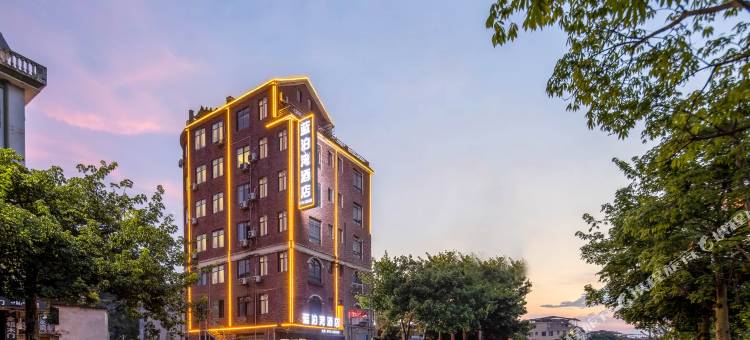 荔浦蓝泊湾酒店图片