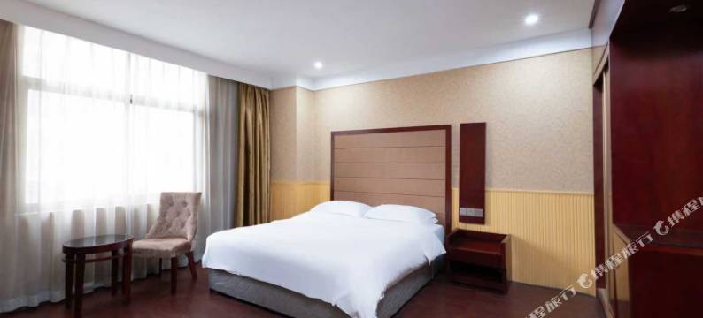 安顺平坝白云大酒店客房部图片