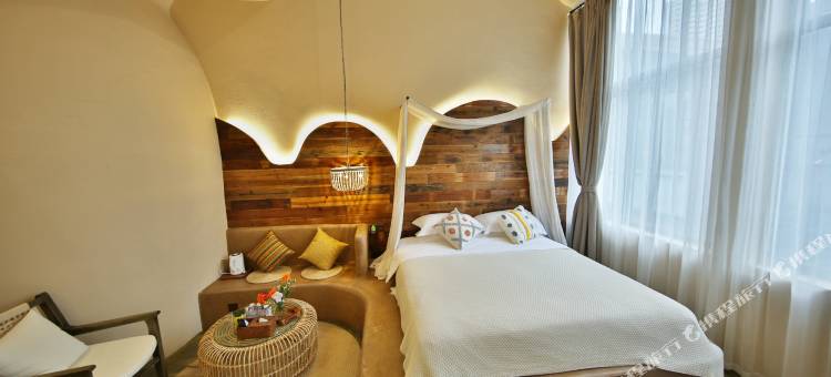 丹尼亚精品民宿(乐山高铁站店)图片