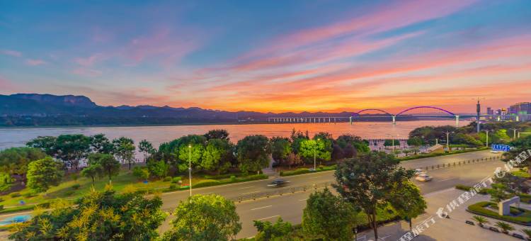 宜昌长江智选假日酒店(沿江大道店)图片