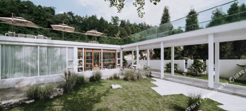 青城山雅上一宿酒店 · Yepsun Villa (都江堰青城后山泰安古镇店)图片