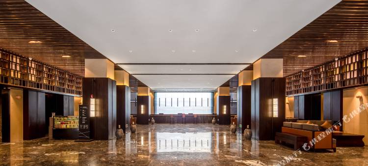 稻城亚丁华景文澜酒店图片