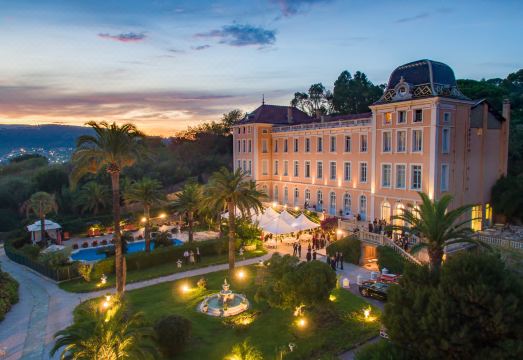 Hôtel l'OrangeraieHotel Overview