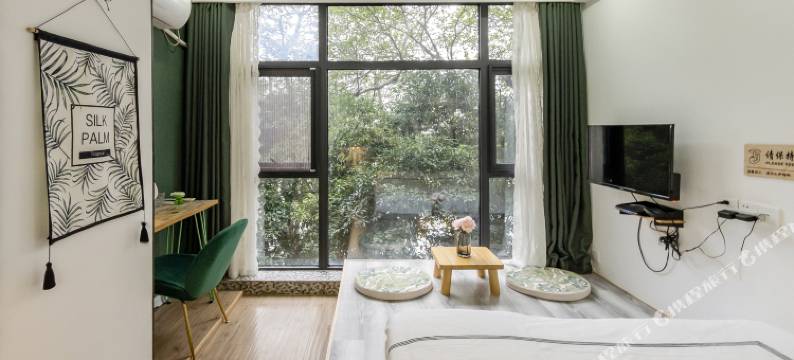 花里旅行客栈(桂林象鼻山公园火车站店)图片