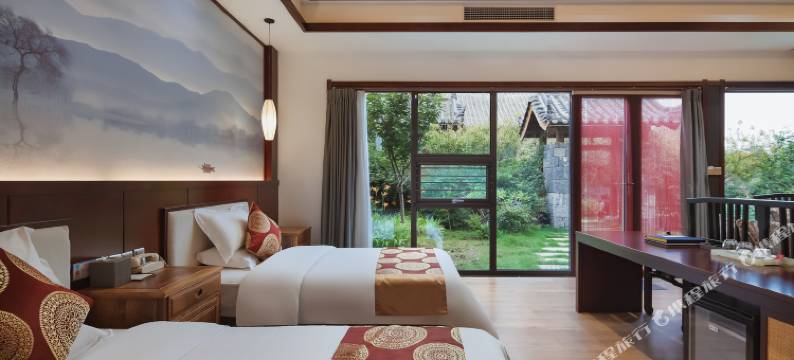 兰陵压油沟麦山民宿图片