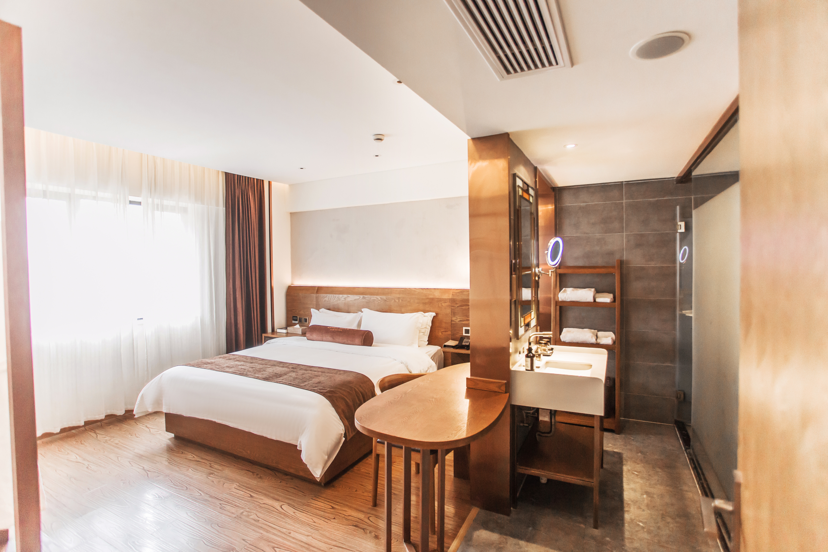 Haofeng Yazhi Hotel (Shanghai International Tourist Resort Tangzhen Metro Station) Over view