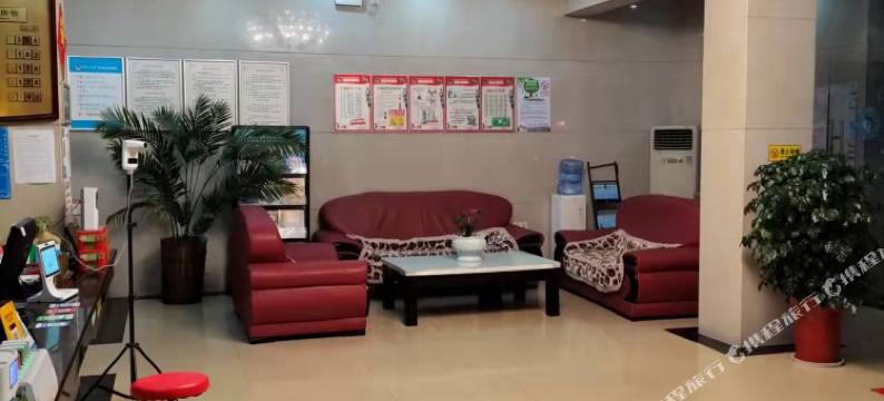 荆伯商务酒店(荆门火车站店)图片